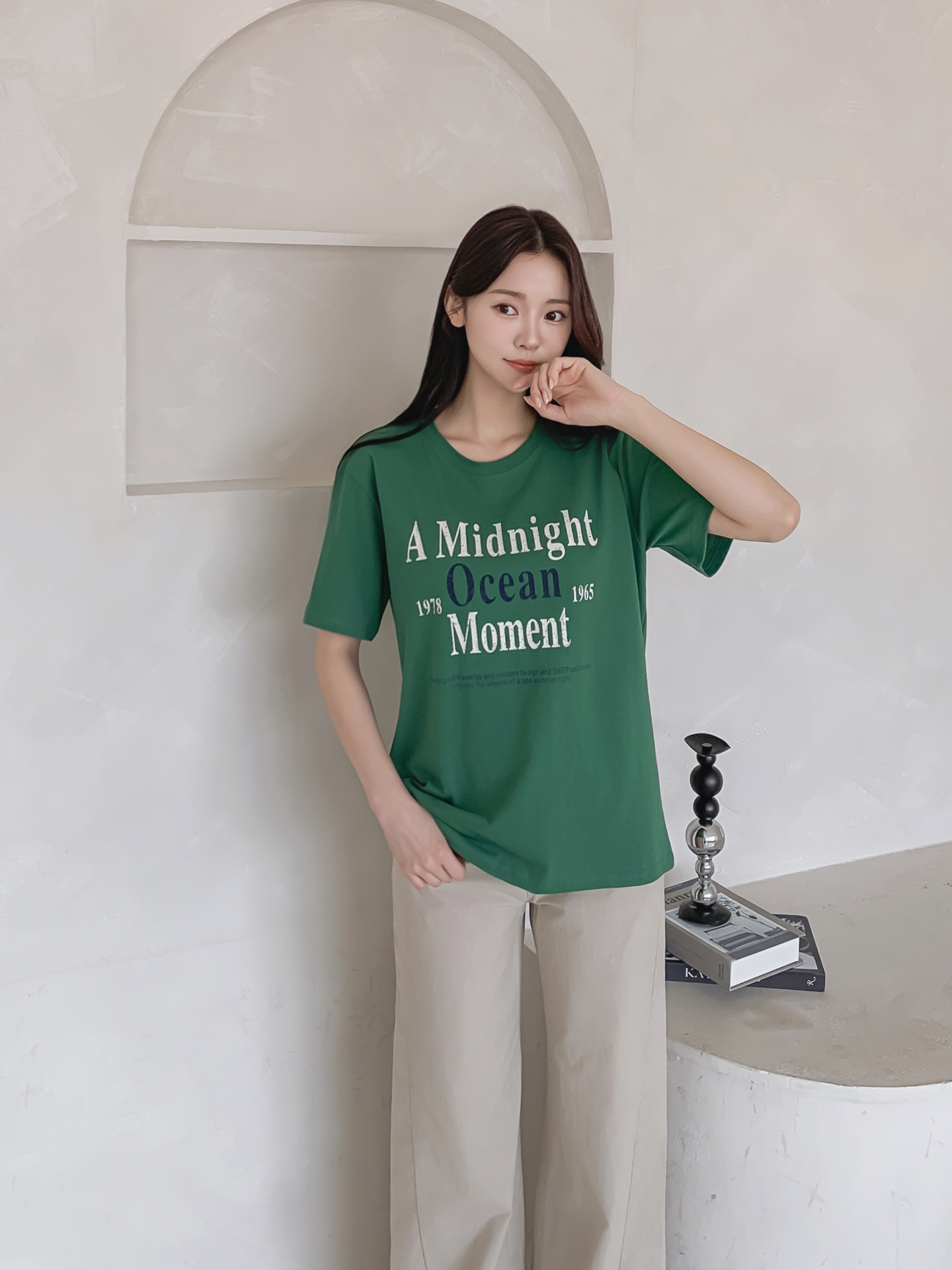 コットンラウンドネックベーシックルーズ半袖ロゴTシャツ | 詳細画像3