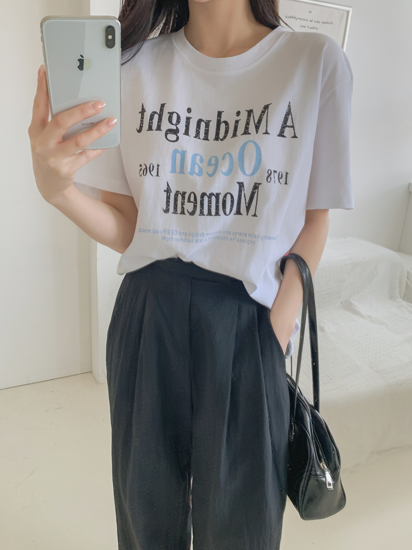 コットンラウンドネックベーシックルーズ半袖ロゴTシャツ | 詳細画像29