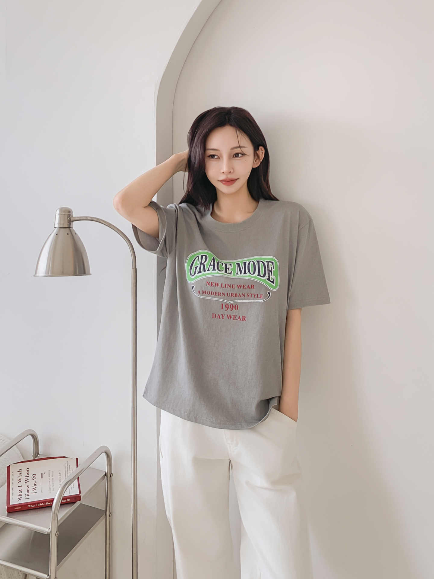 コットンラウンドネックベーシック半袖ロゴTシャツ | 詳細画像2