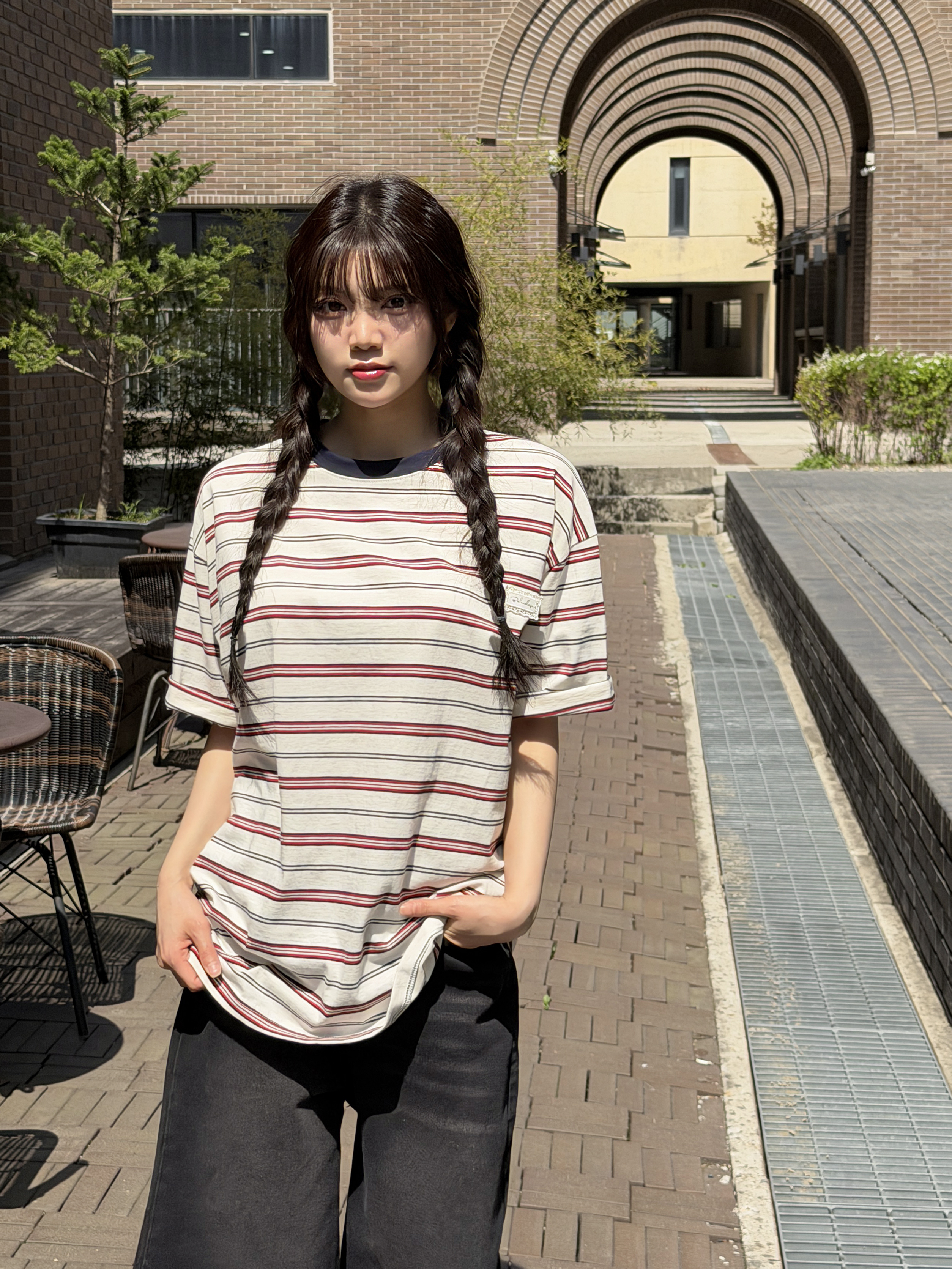 コットンラウンドネックパッチオーバーサイズルーズ半袖ドロップショルダーボーダー配色Tシャツ | 詳細画像4