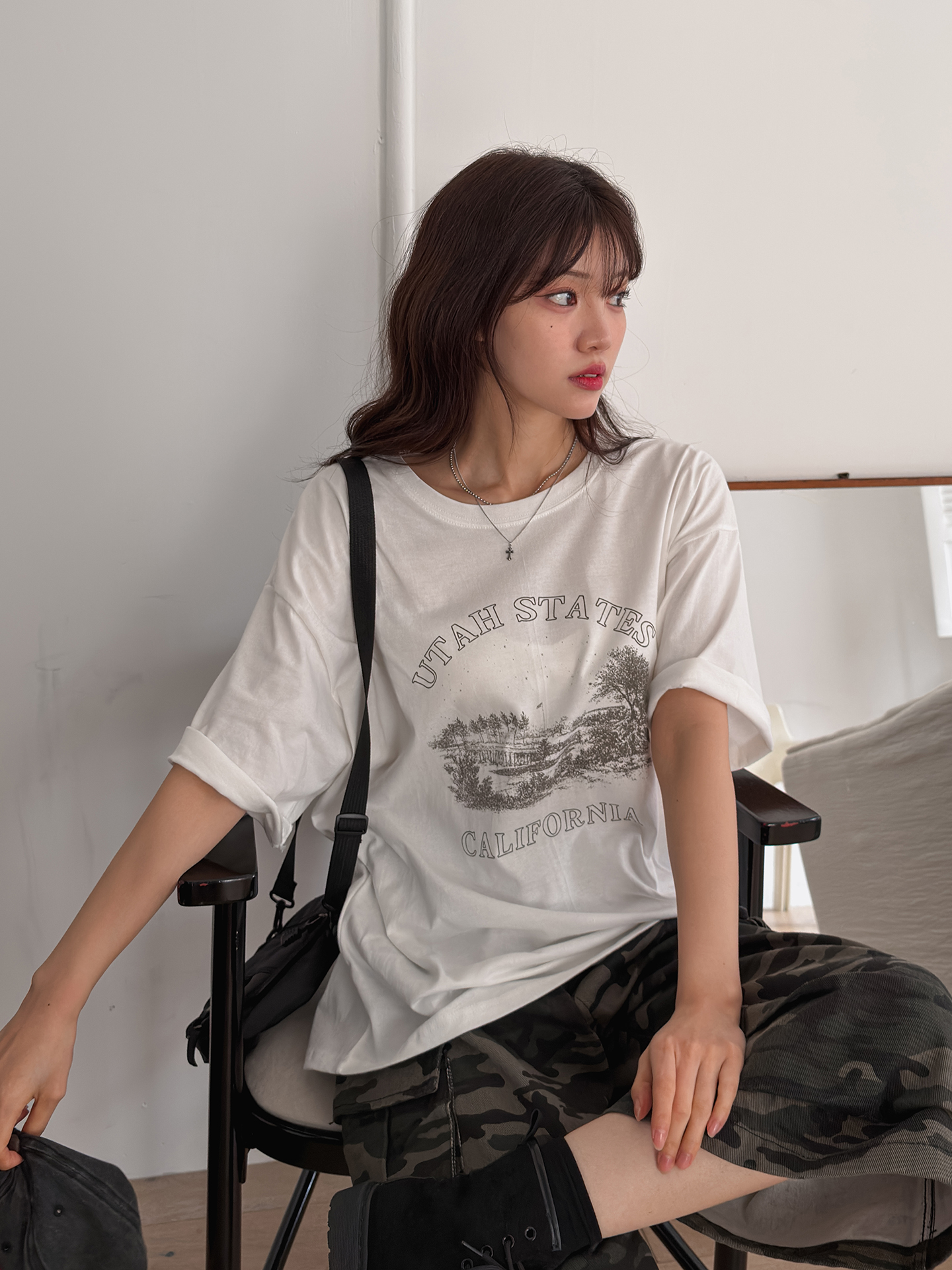 ラウンドネックオーバーサイズルーズ半袖ドロップショルダーレタリングプリントTシャツ | 詳細画像5