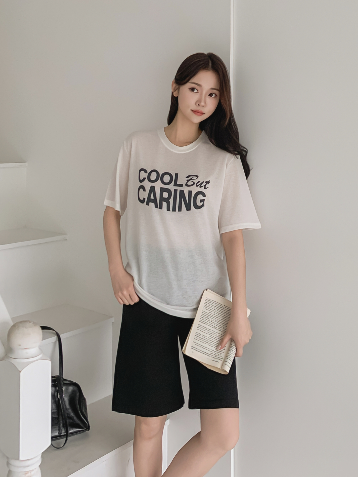 リネン混ラウンドネック半袖レタリングTシャツ | 詳細画像22