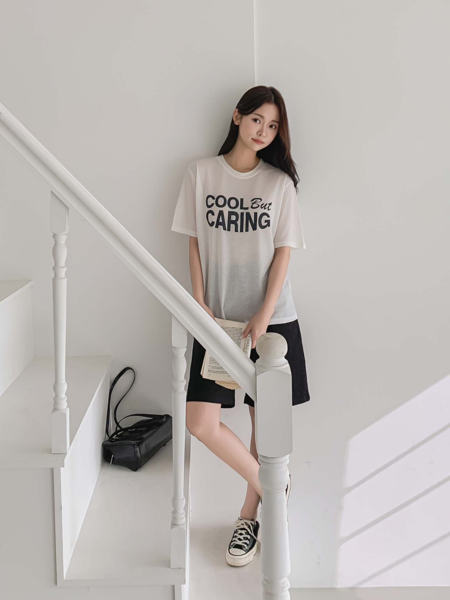リネン混ラウンドネック半袖レタリングTシャツ | 詳細画像24