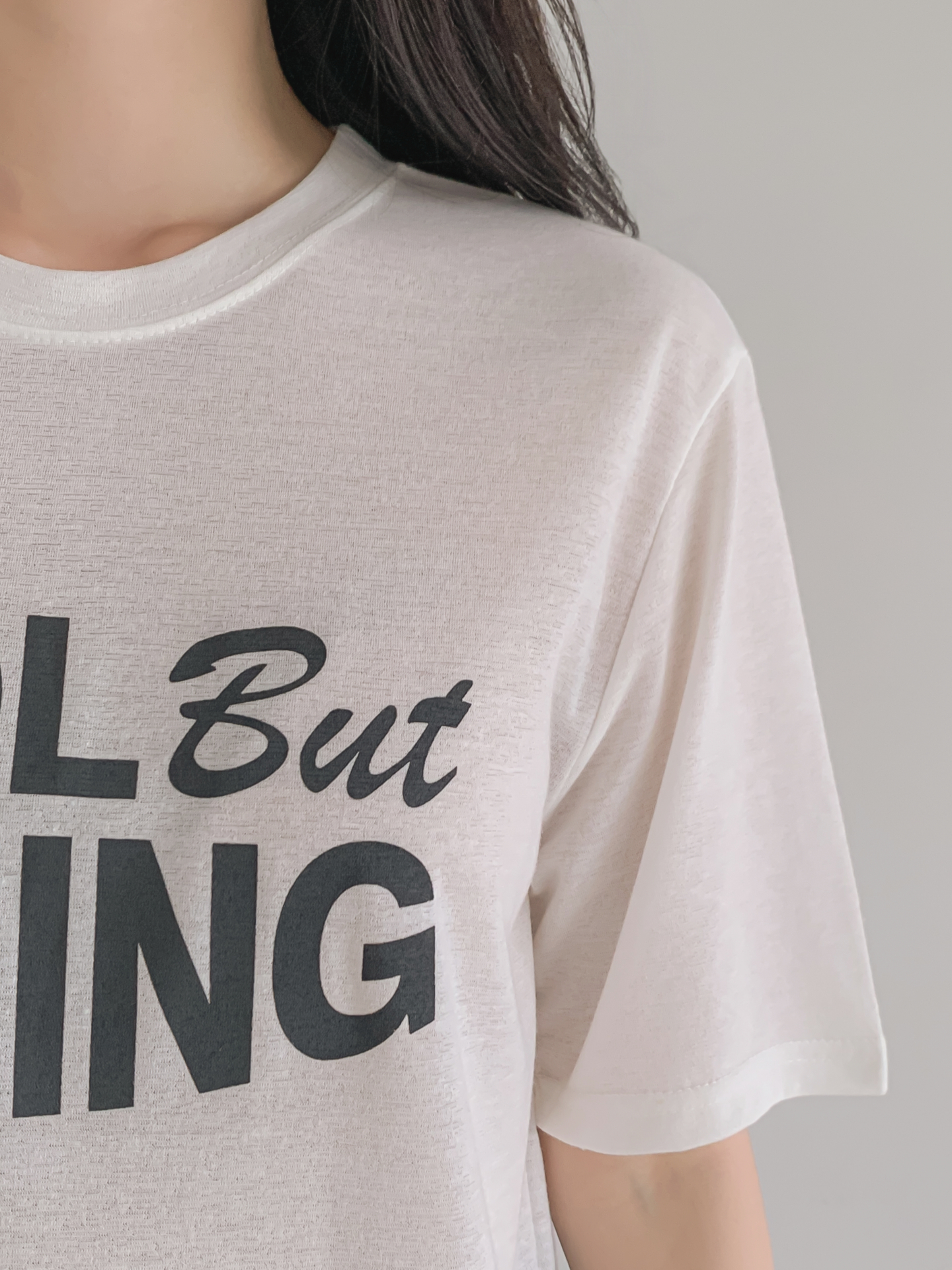 リネン混ラウンドネック半袖レタリングTシャツ | 詳細画像26