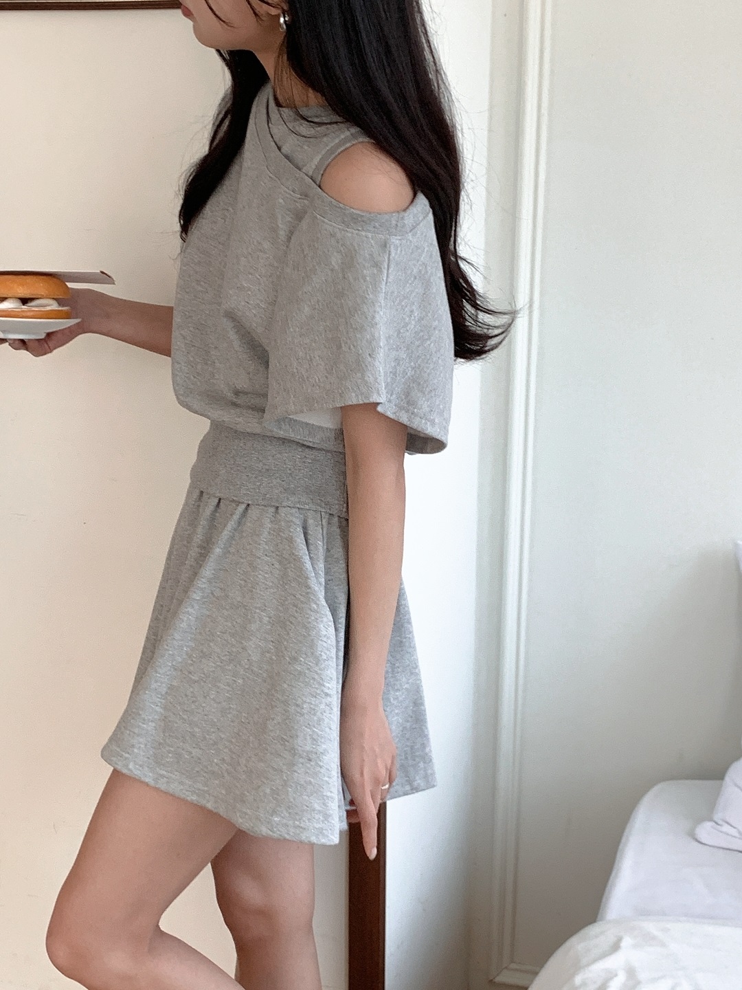 ワンショルダーウエストゴムアンバランス半袖フレア無地ツーピース(トップス、ボトムス)Tシャツショートパンツ | 詳細画像9