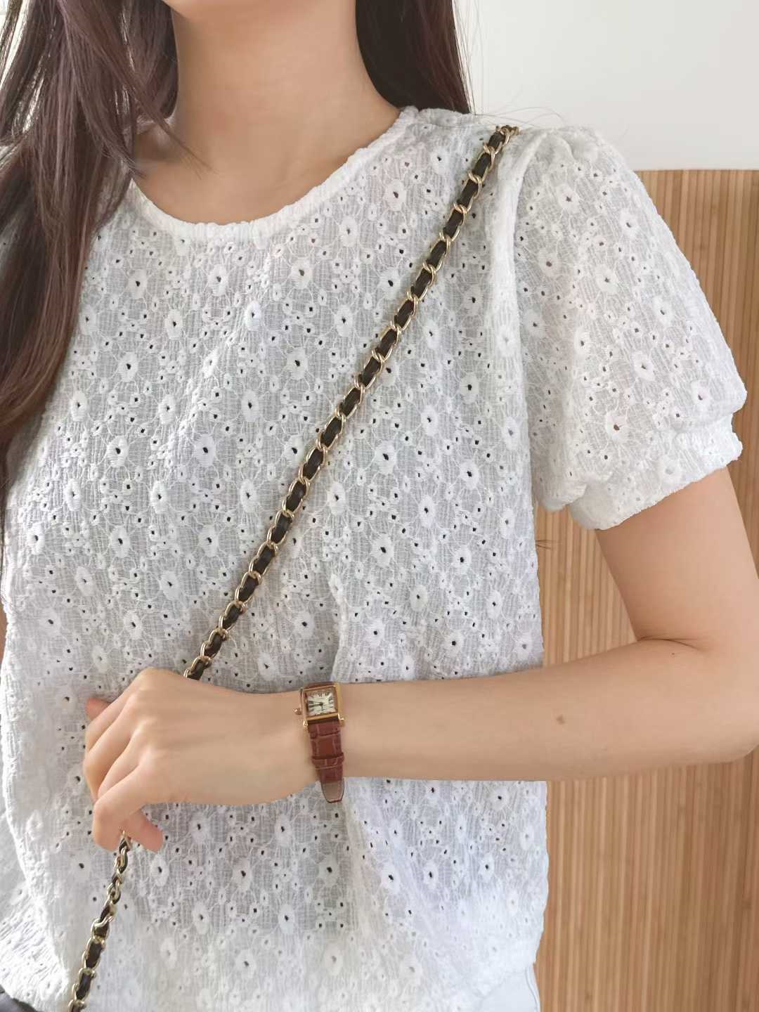 シースルーラウンドネックパンチングベーシック半袖Tシャツ | 詳細画像3