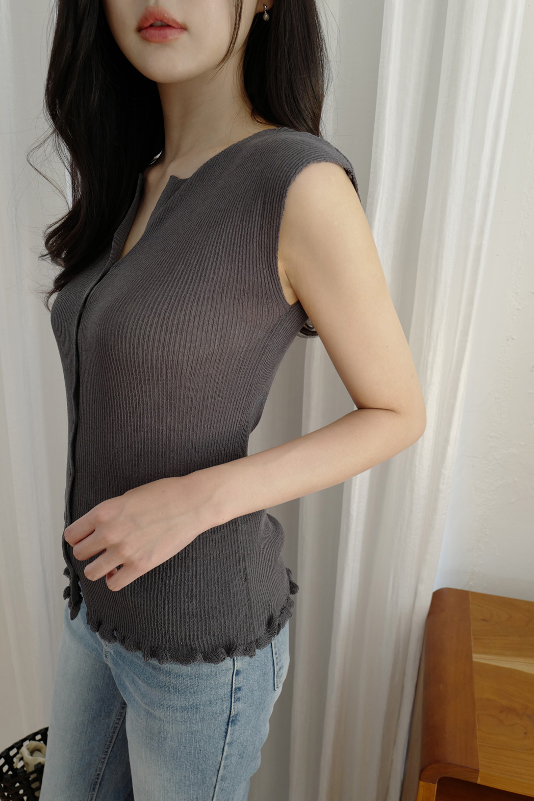 ベルベットナイロンボタンラウンドネックフリル無地ニット春夏秋 | DHOLIC | 詳細画像26