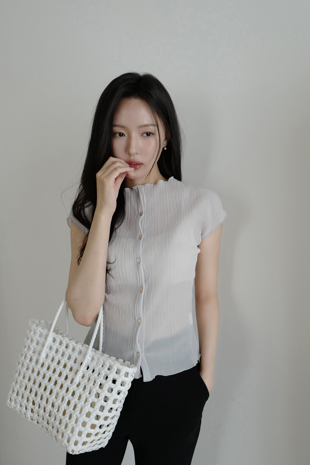 ボタンラウンドネックプリーツフレンチスリーブ無地Tシャツ春夏秋 | DHOLIC | 詳細画像16
