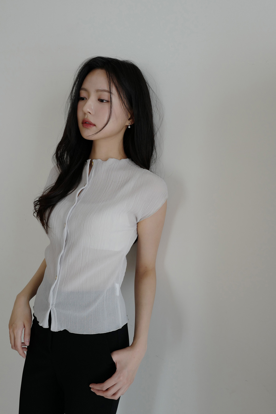 ボタンラウンドネックプリーツフレンチスリーブ無地Tシャツ春夏秋 | DHOLIC | 詳細画像24