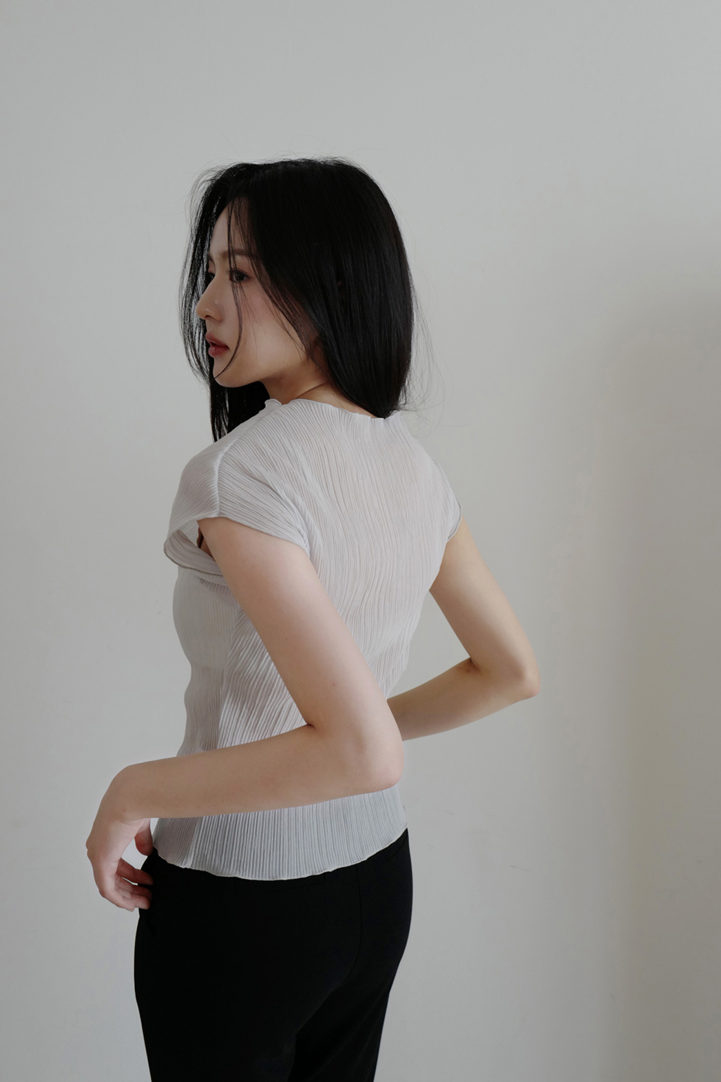 ボタンラウンドネックプリーツフレンチスリーブ無地Tシャツ春夏秋 | DHOLIC | 詳細画像27