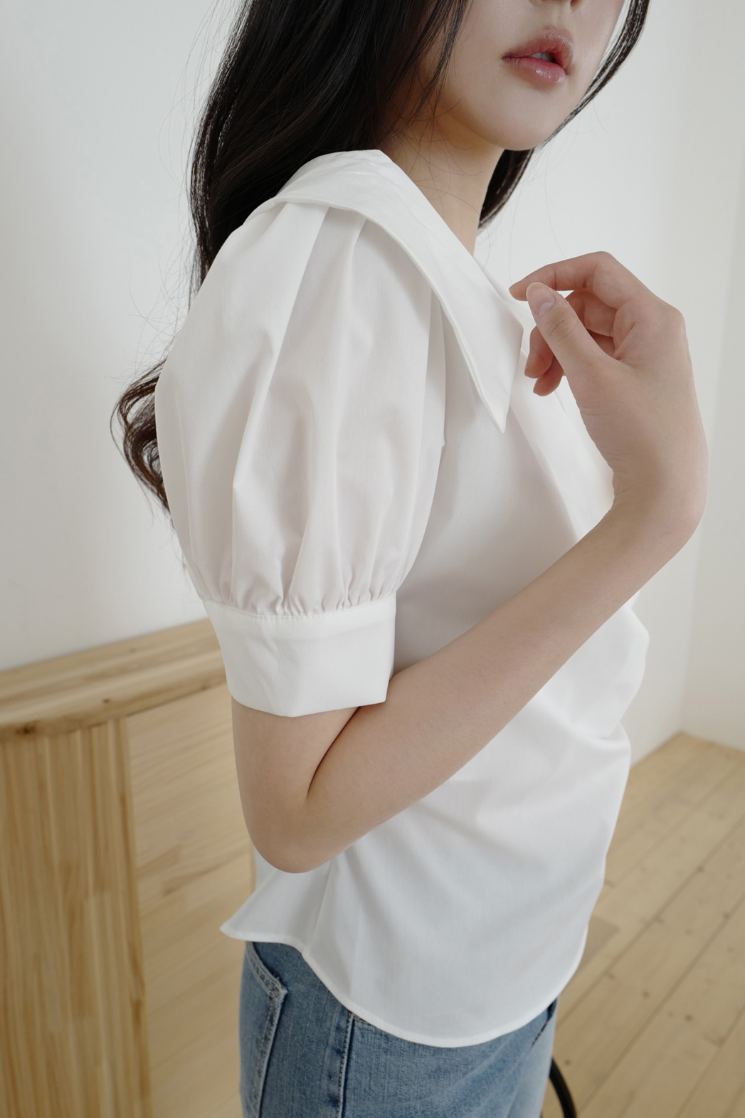ストレッチコットンVネックセーラーカラーシャーリングパフスリーブ半袖無地ブラウス春夏秋 | DHOLIC | 詳細画像7