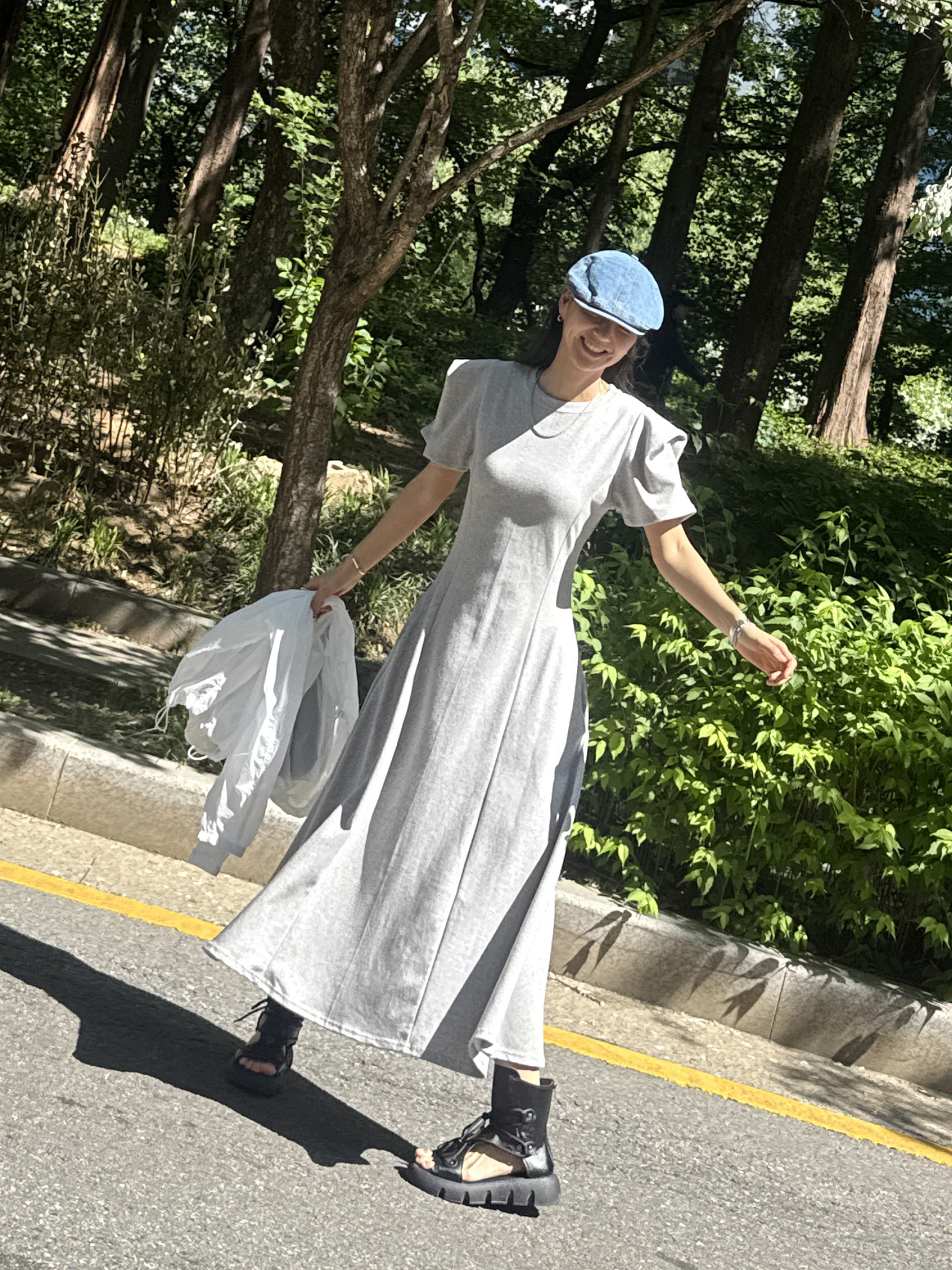 ラウンドネックポケットロング半袖フレアワンピース | 詳細画像5