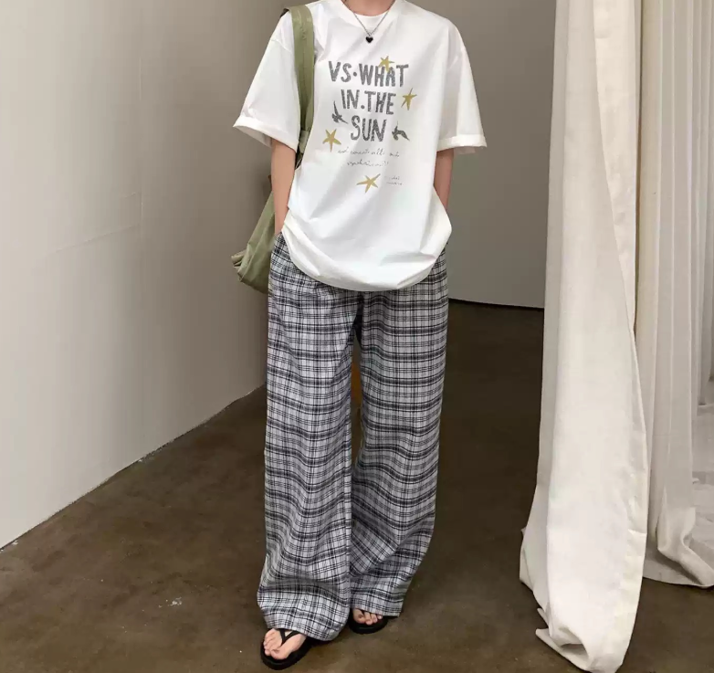 コットンラウンドネックボクシー半袖レタリングTシャツ | 詳細画像2