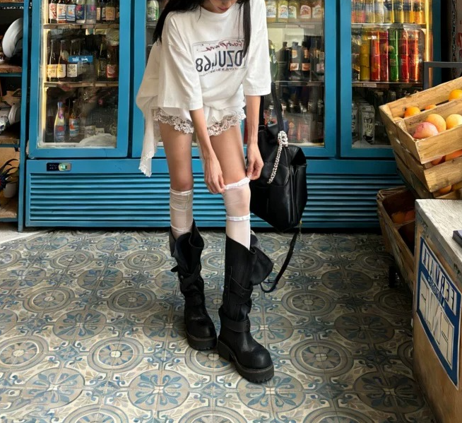 コットンラウンドネックオーバーサイズ半袖レタリングTシャツ | 詳細画像6