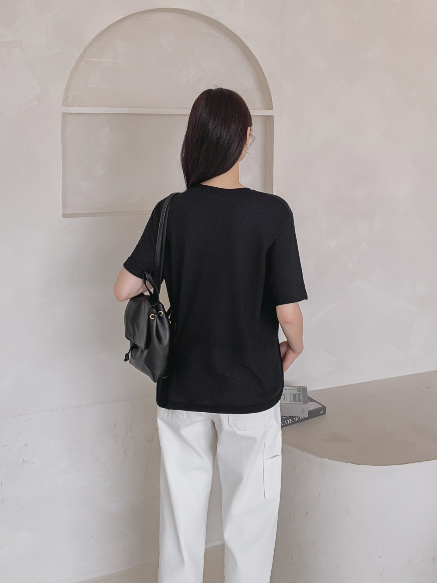 リネン混ラウンドネックベーシックルーズ半袖ロゴTシャツ | 詳細画像24