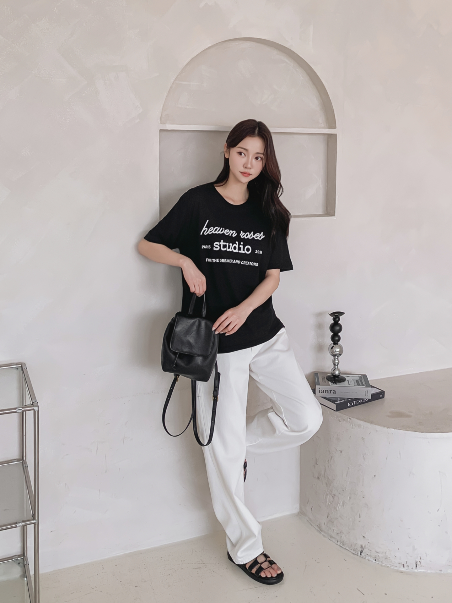 リネン混ラウンドネックベーシックルーズ半袖ロゴTシャツ | 詳細画像25