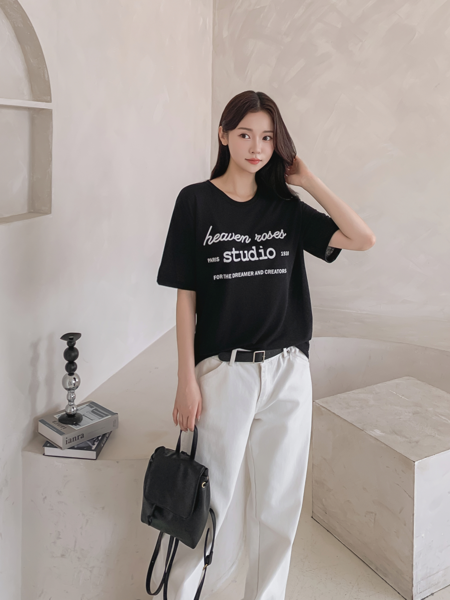 リネン混ラウンドネックベーシックルーズ半袖ロゴTシャツ | 詳細画像31