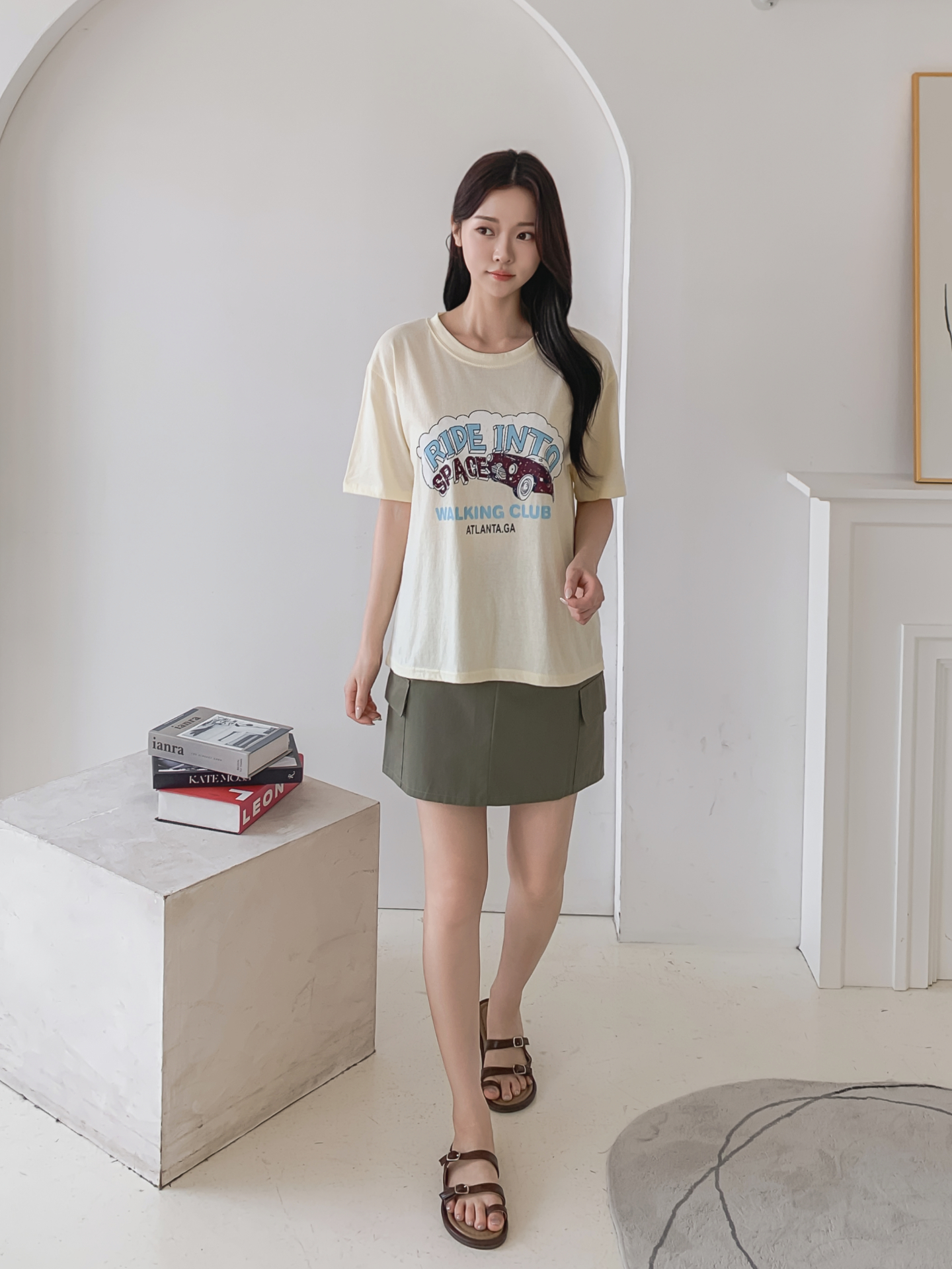 コットンラウンドネックベーシックルーズ半袖ロゴTシャツ | 詳細画像2