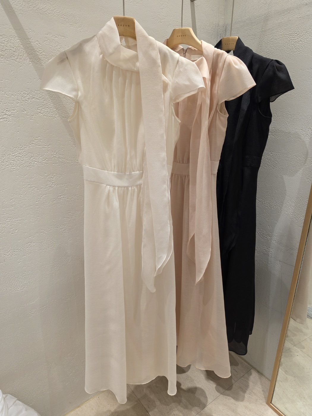シフォンジップアップロング半袖ギャザースカーフネックワンピース | 詳細画像21