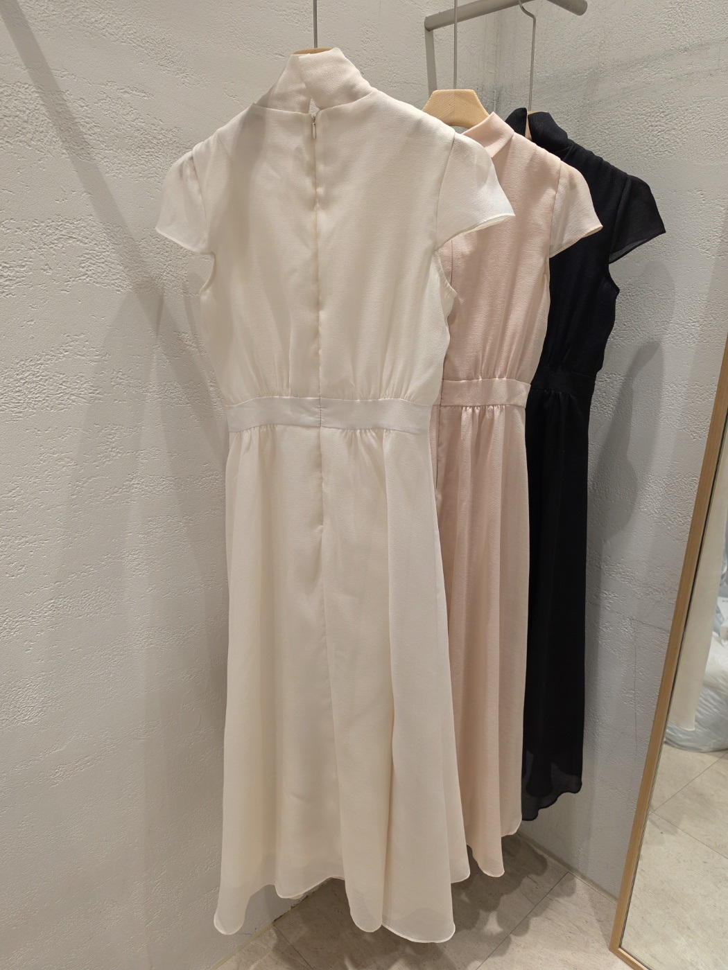 シフォンジップアップロング半袖ギャザースカーフネックワンピース | 詳細画像23