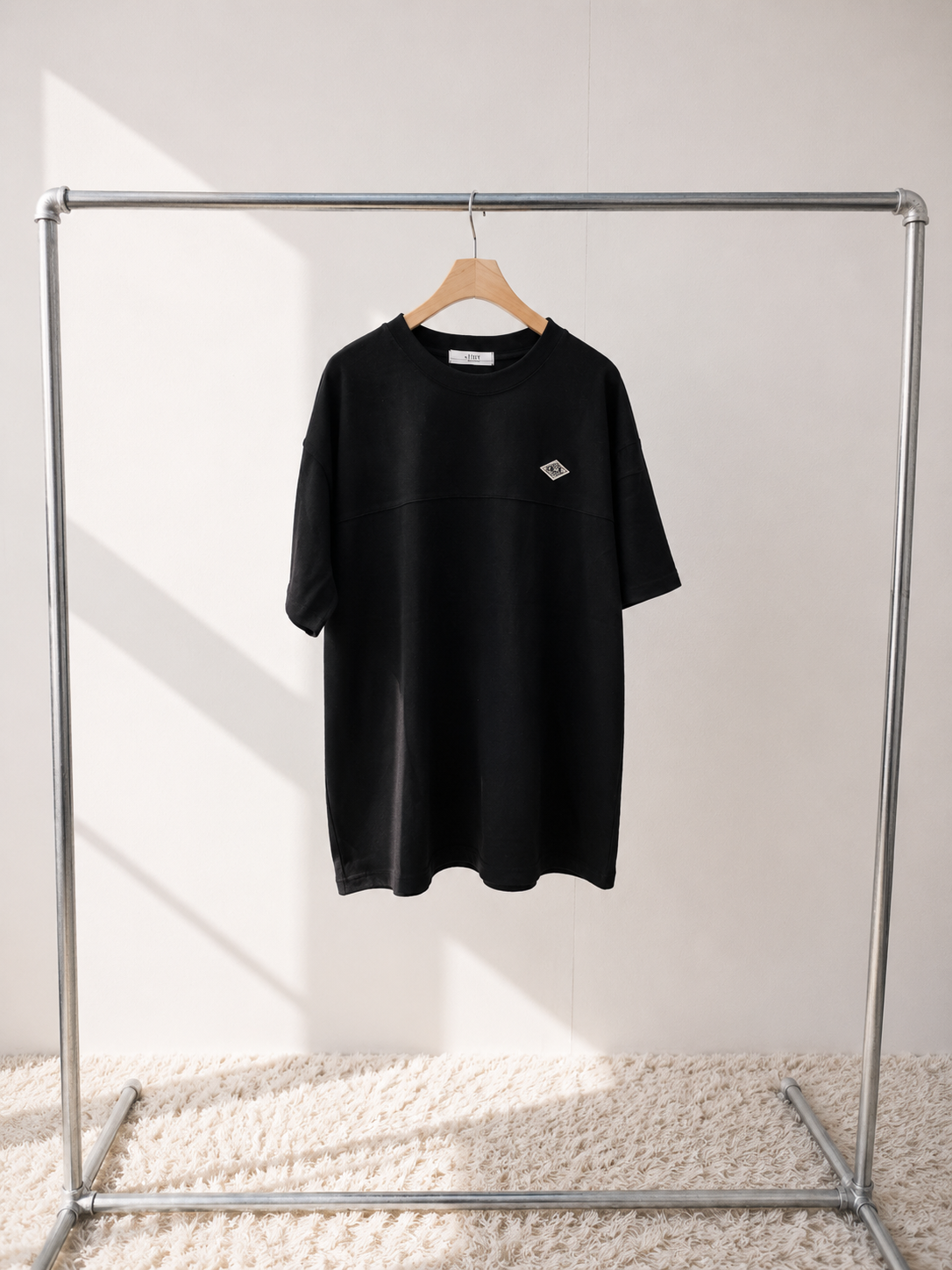 ラウンドネックベーシックルーズ半袖ラベルTシャツ | 詳細画像10