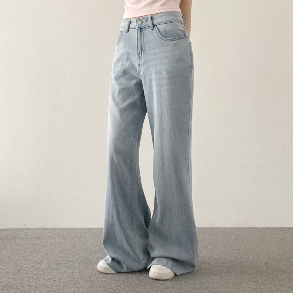 ブーツカットデニム ブルー 美品 d i a ダメージ加工 ダークブルー