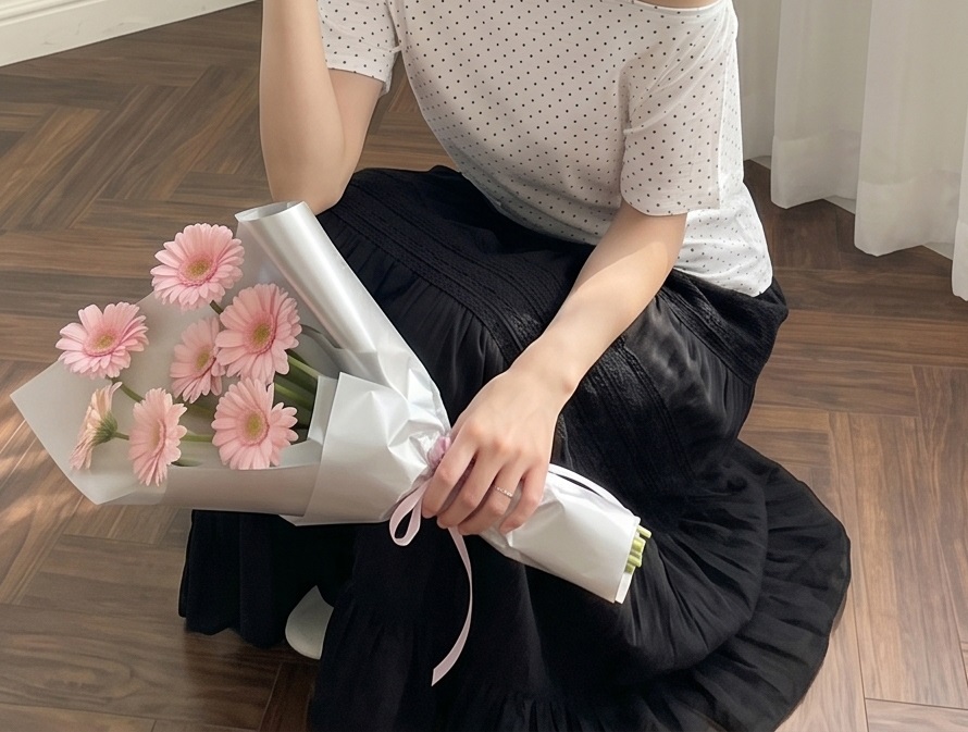 ドレープオフショルダー半袖ドットTシャツ | 詳細画像12