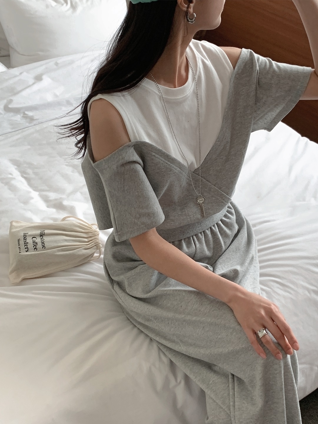 配色ウエストゴムオープンショルダー半袖ダイアゴナルデニムパンツTシャツ | 詳細画像9