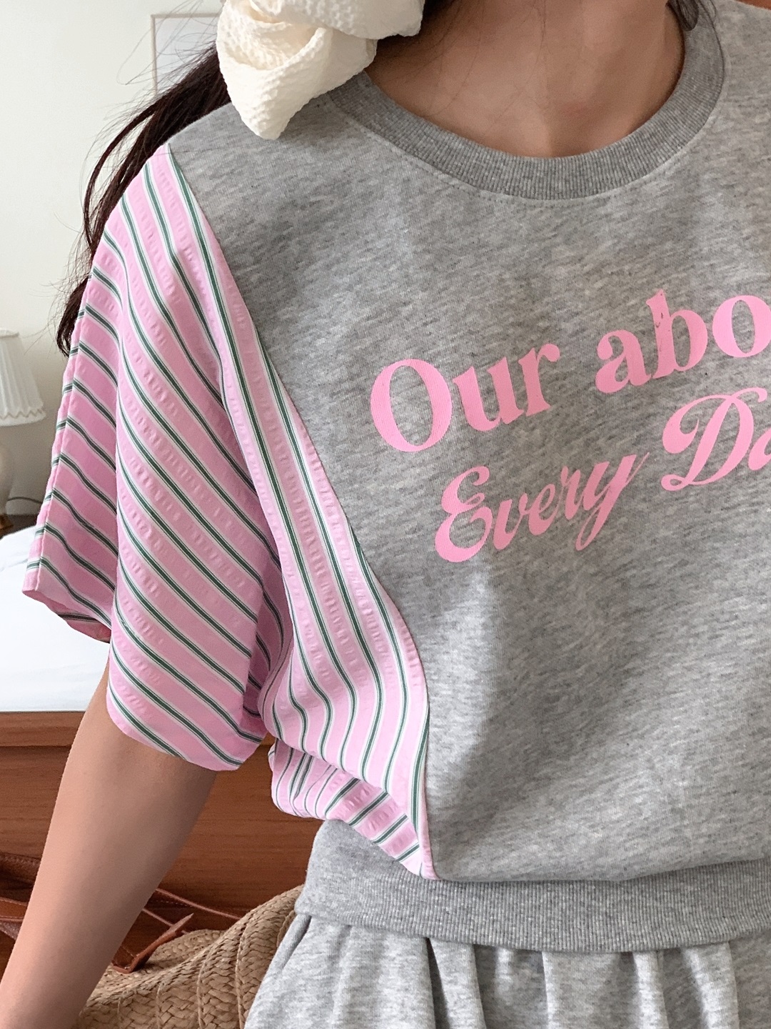 ウエストゴムショート半袖フレアレタリングストライプツーピース(トップス、ボトムス)Tシャツショートパンツ | 詳細画像2