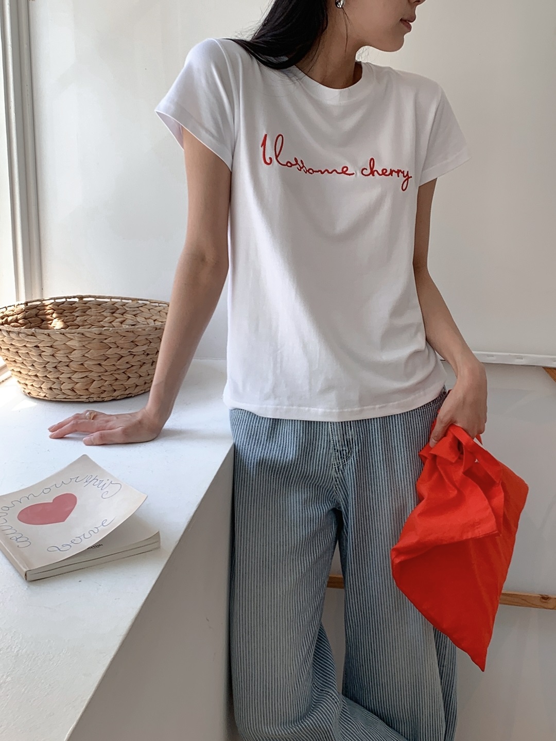 ラウンドネック半袖レタリングTシャツ | 詳細画像15