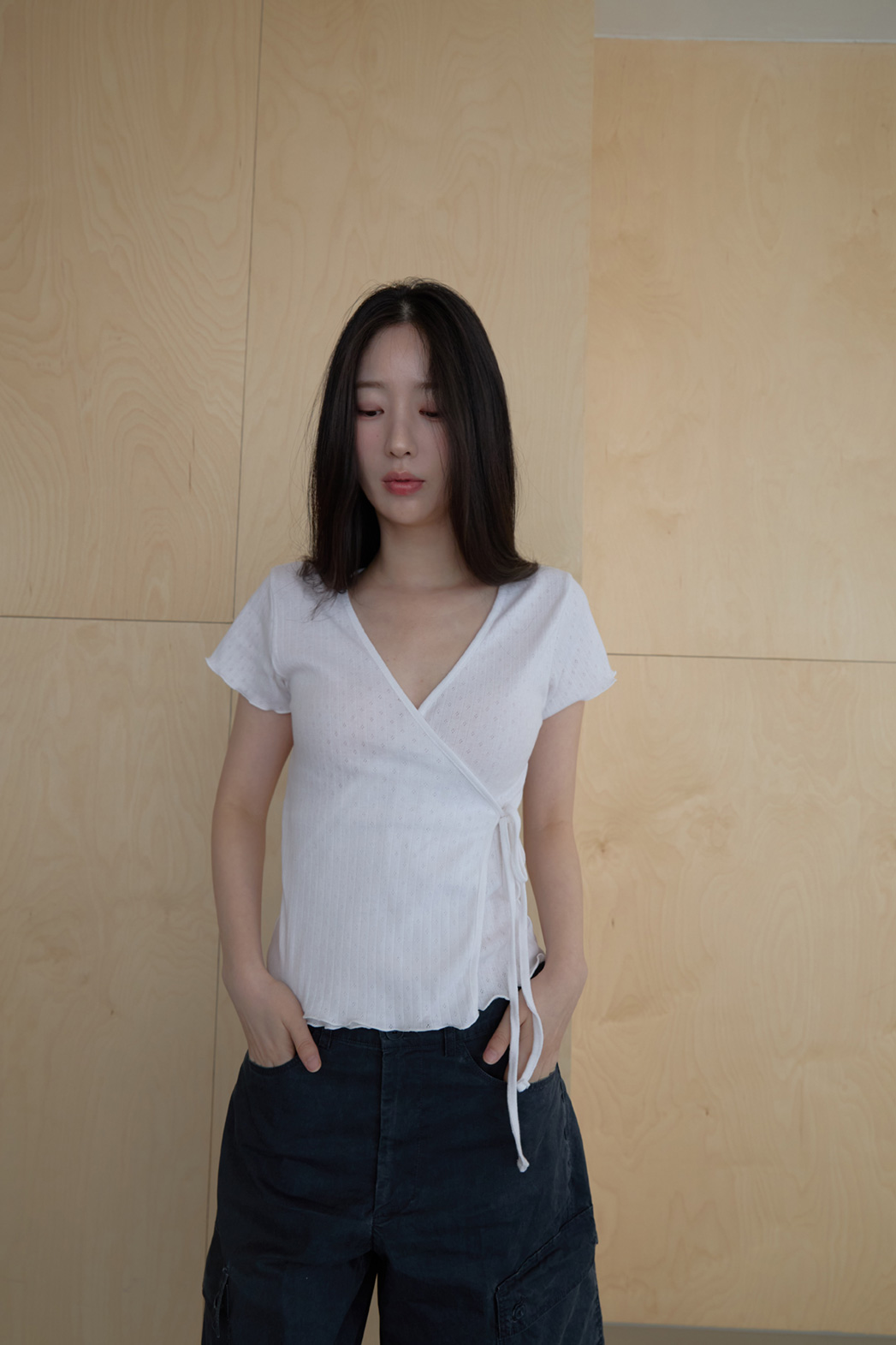 コットンリボン(固定)ストラップVネッククロップドラップ調レース無地TシャツSS | 詳細画像10