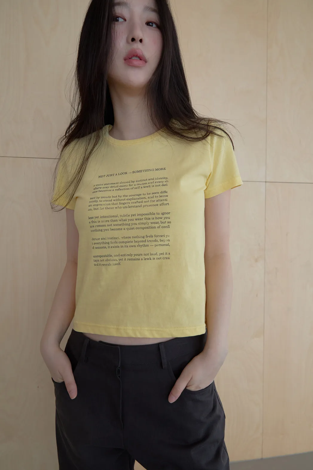 コットンクロップドスリムレタリング無地TシャツSS | 詳細画像1