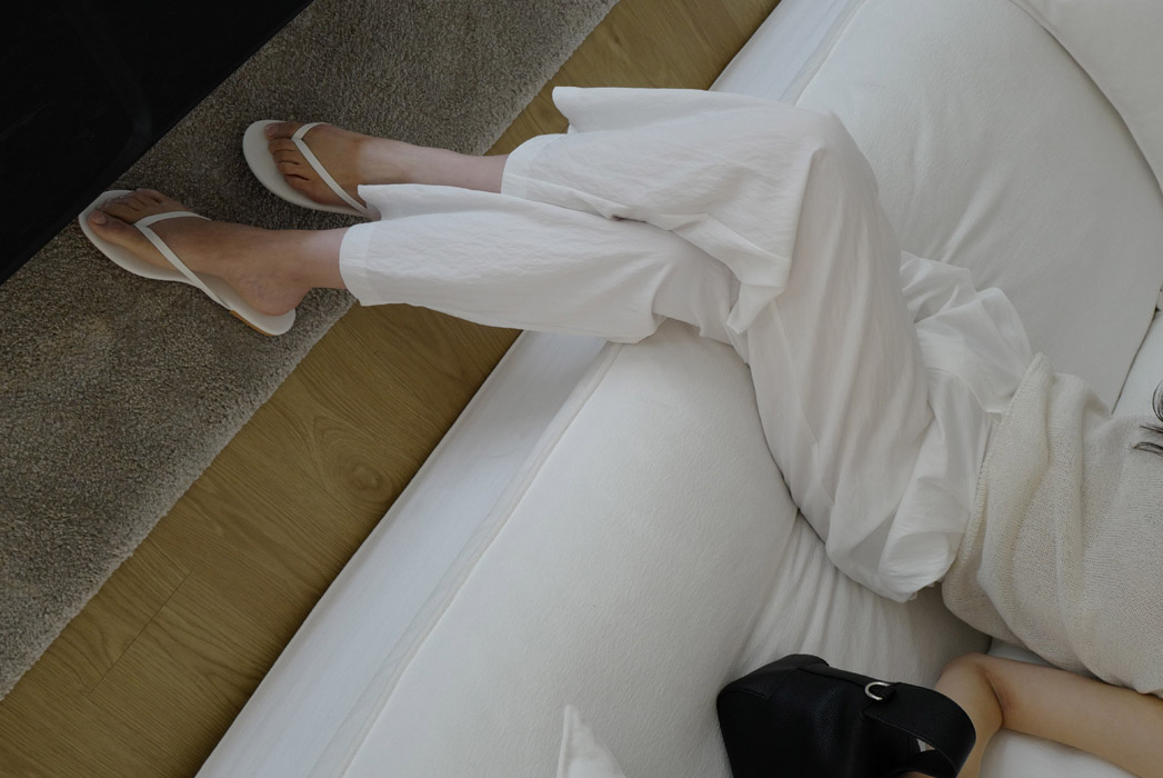 ベルベットナイロンピンタックロングワイド無地パンツ春夏秋 | DHOLIC | 詳細画像39