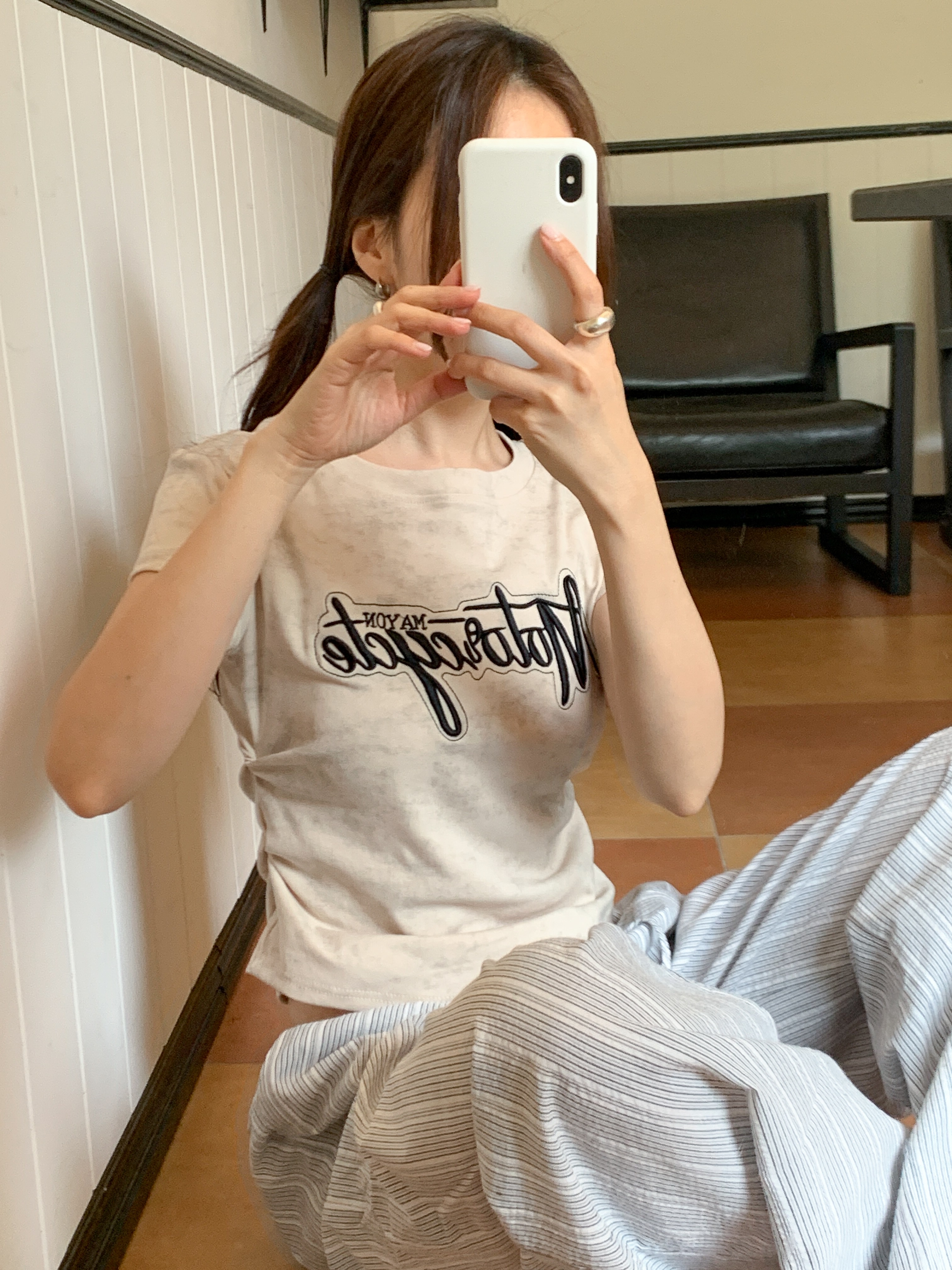 ラウンドネックシャーリング半袖レタリングTシャツ | 詳細画像4