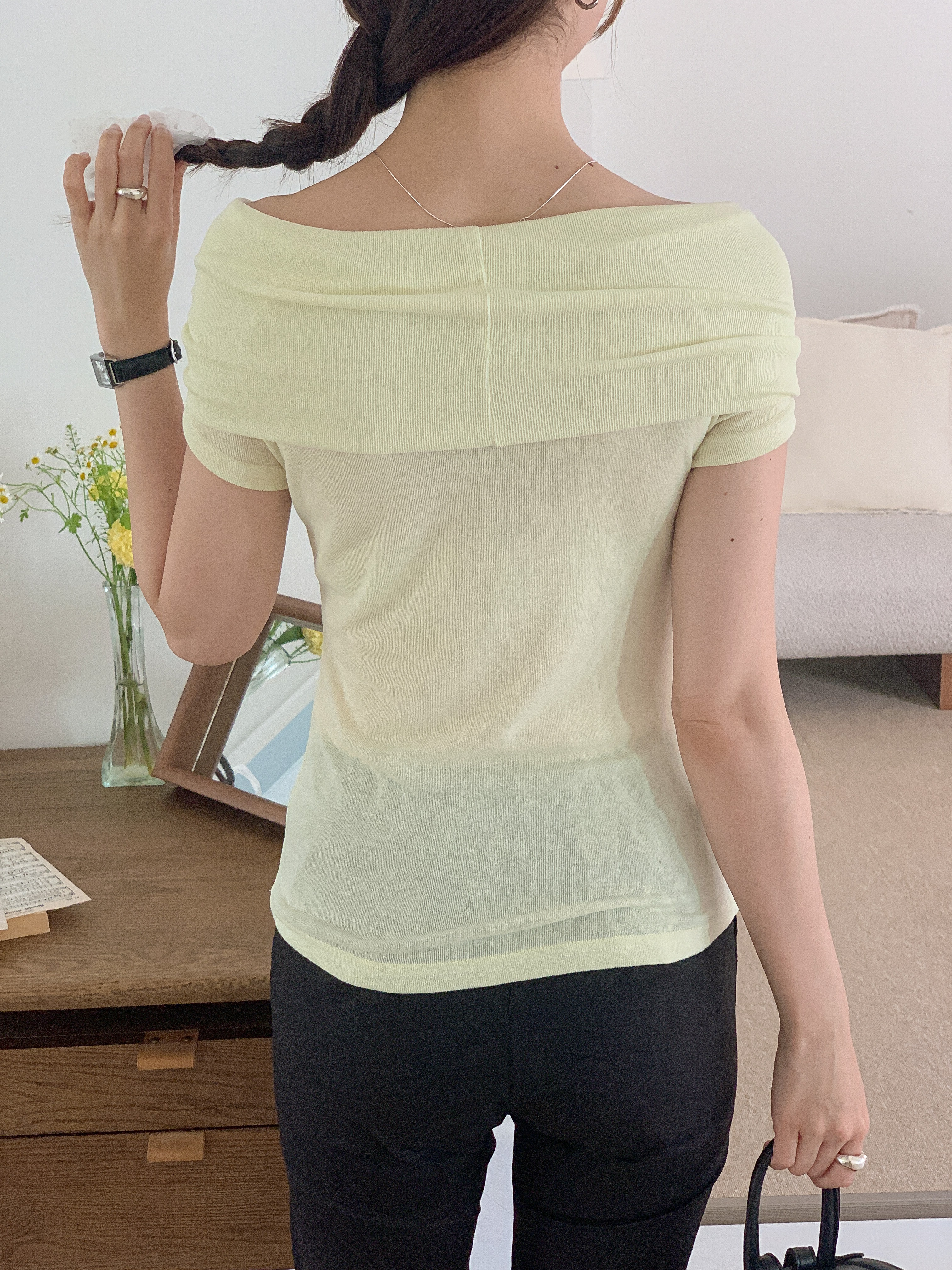 オフショルダーツイスト半袖Tシャツ | 詳細画像2