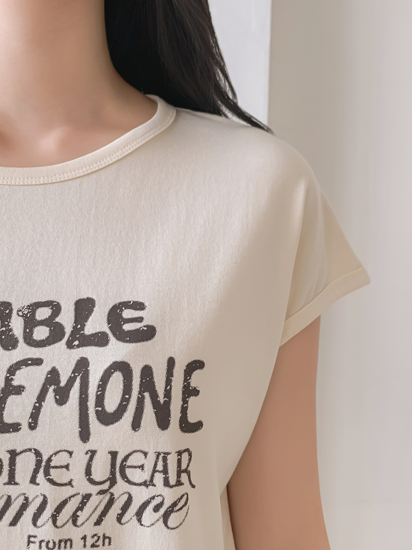 ラウンドネックフレンチスリーブ半袖レタリングTシャツ | 詳細画像9