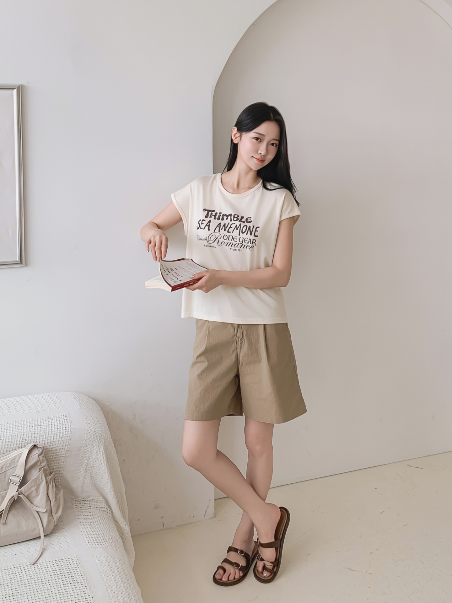 ラウンドネックフレンチスリーブ半袖レタリングTシャツ | 詳細画像15