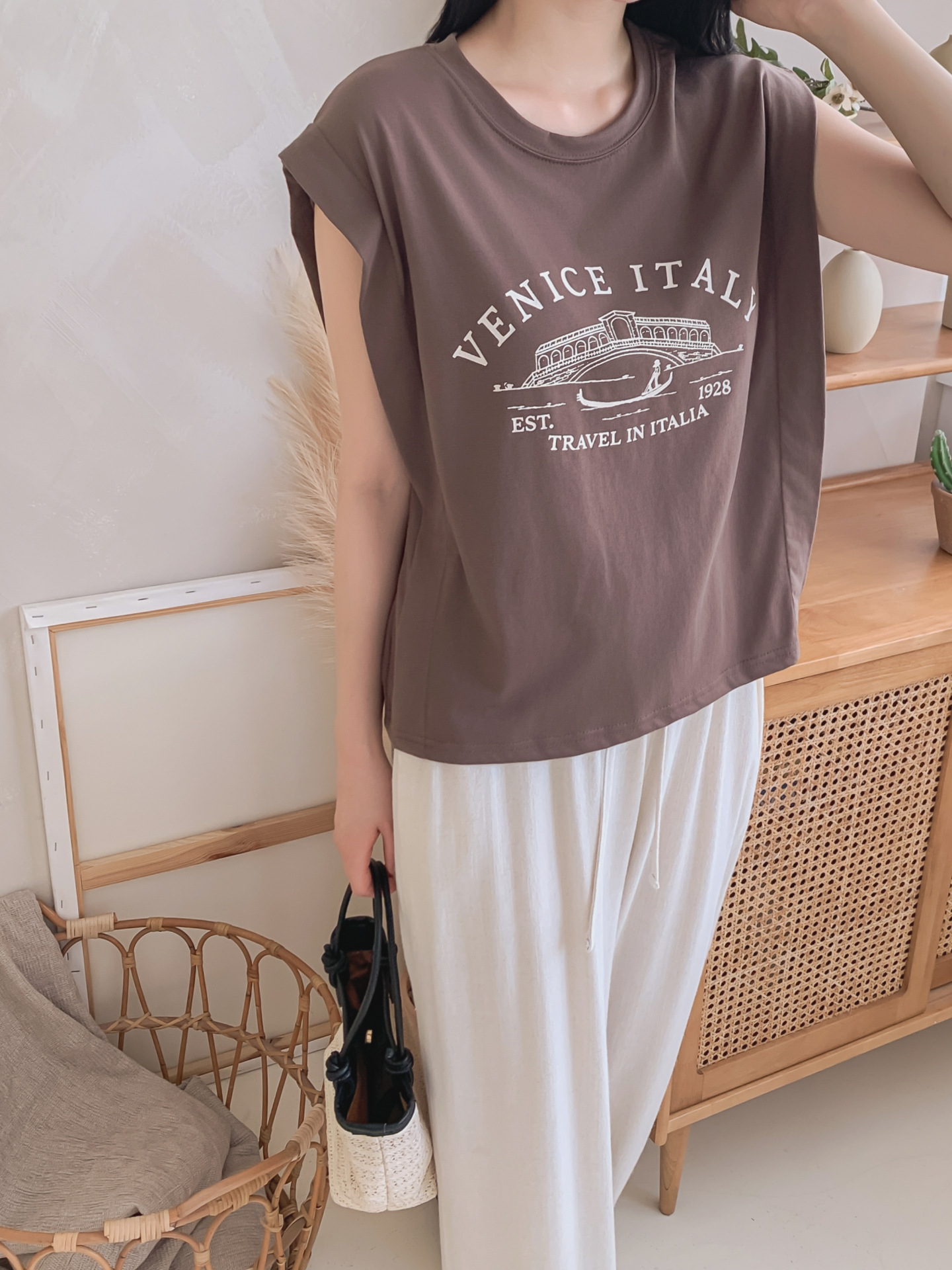 ラウンドネックフレンチスリーブルーズレタリングノースリーブ | 詳細画像26