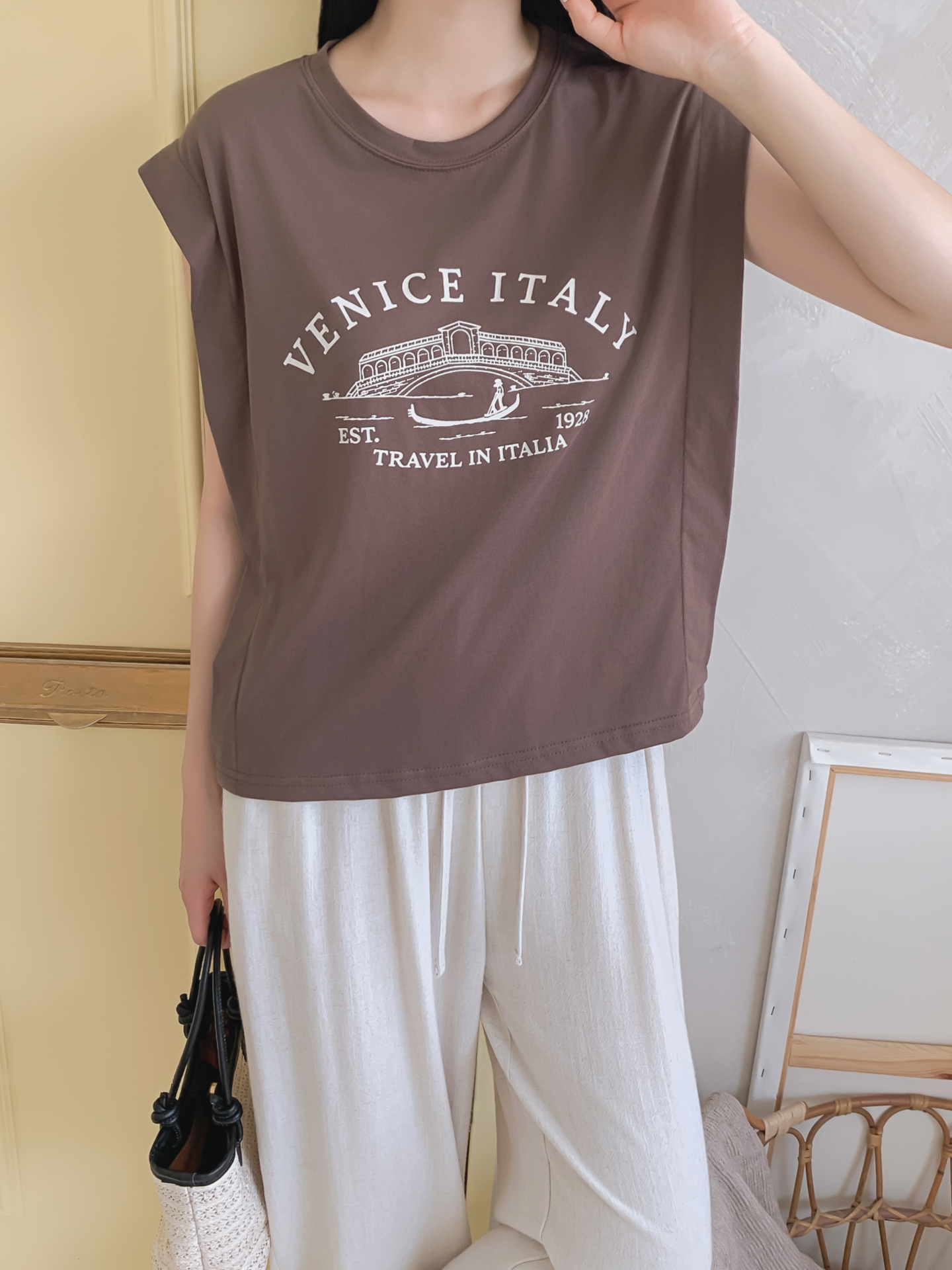 ラウンドネックフレンチスリーブルーズレタリングノースリーブ | 詳細画像30