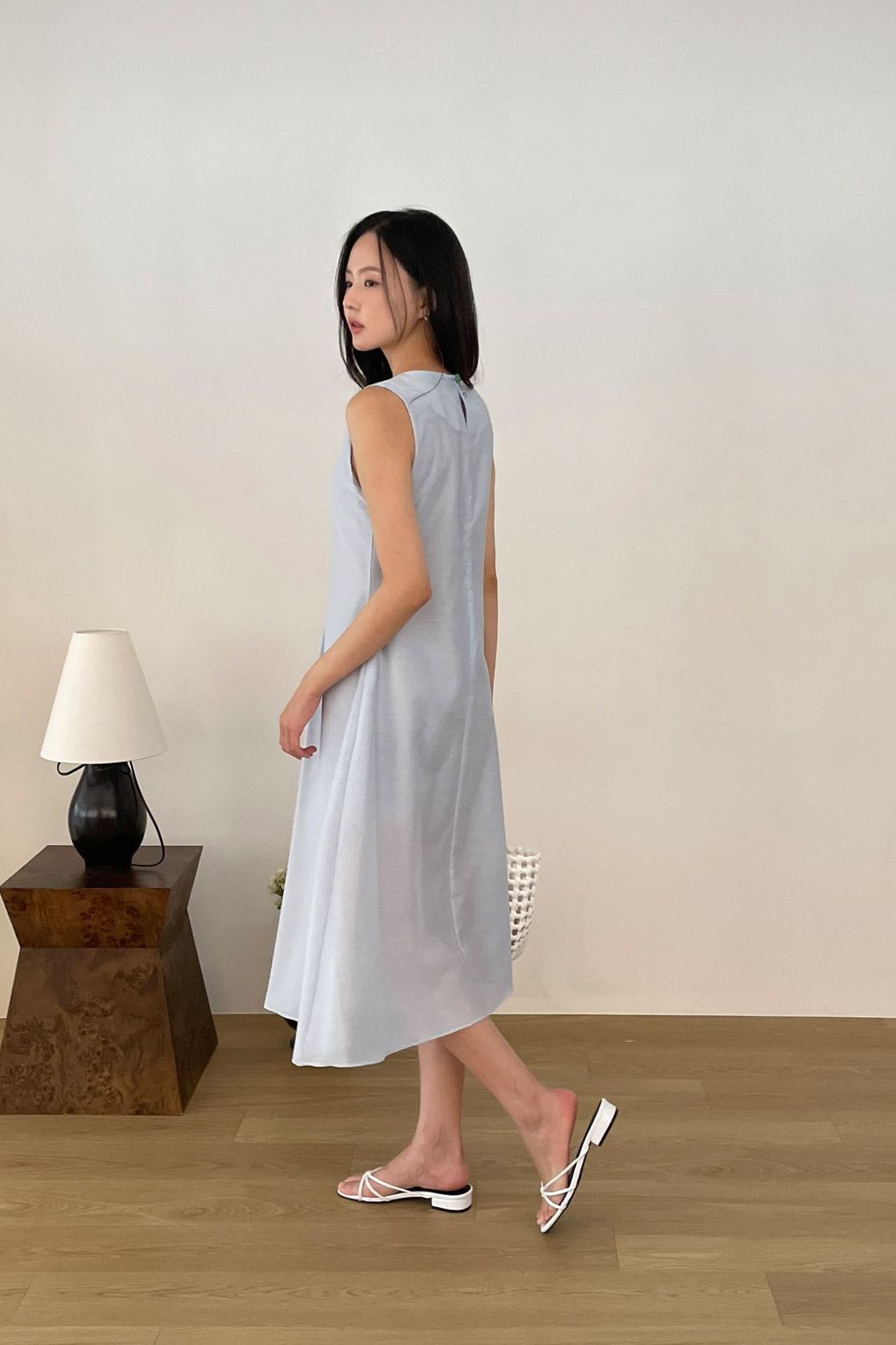 リネン混ラウンドネックピンタックベーシックロング無地ワンピース春夏秋 | DHOLIC | 詳細画像17