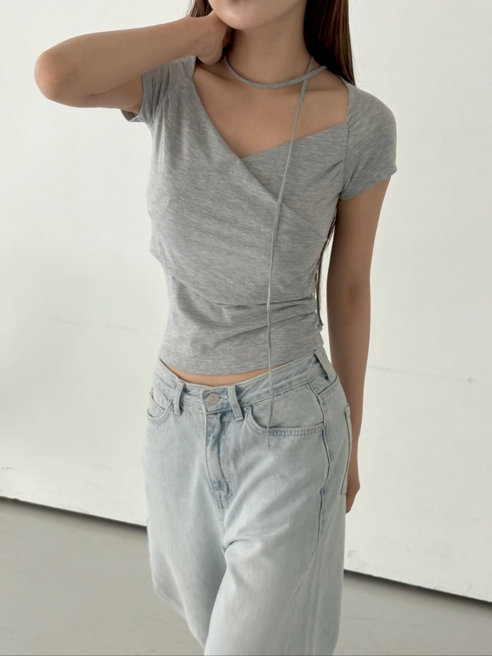 Vネックシャーリングフレンチスリーブカシュクール半袖Tシャツストラップ付 | 詳細画像3