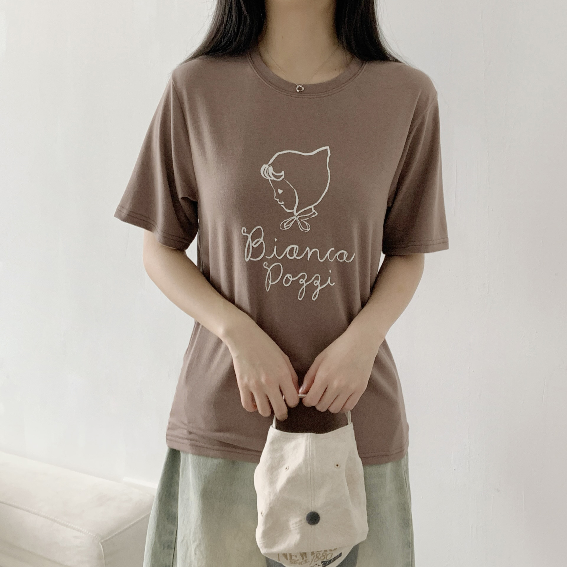 ラウンドネックルーズ半袖レタリングTシャツ | 詳細画像2