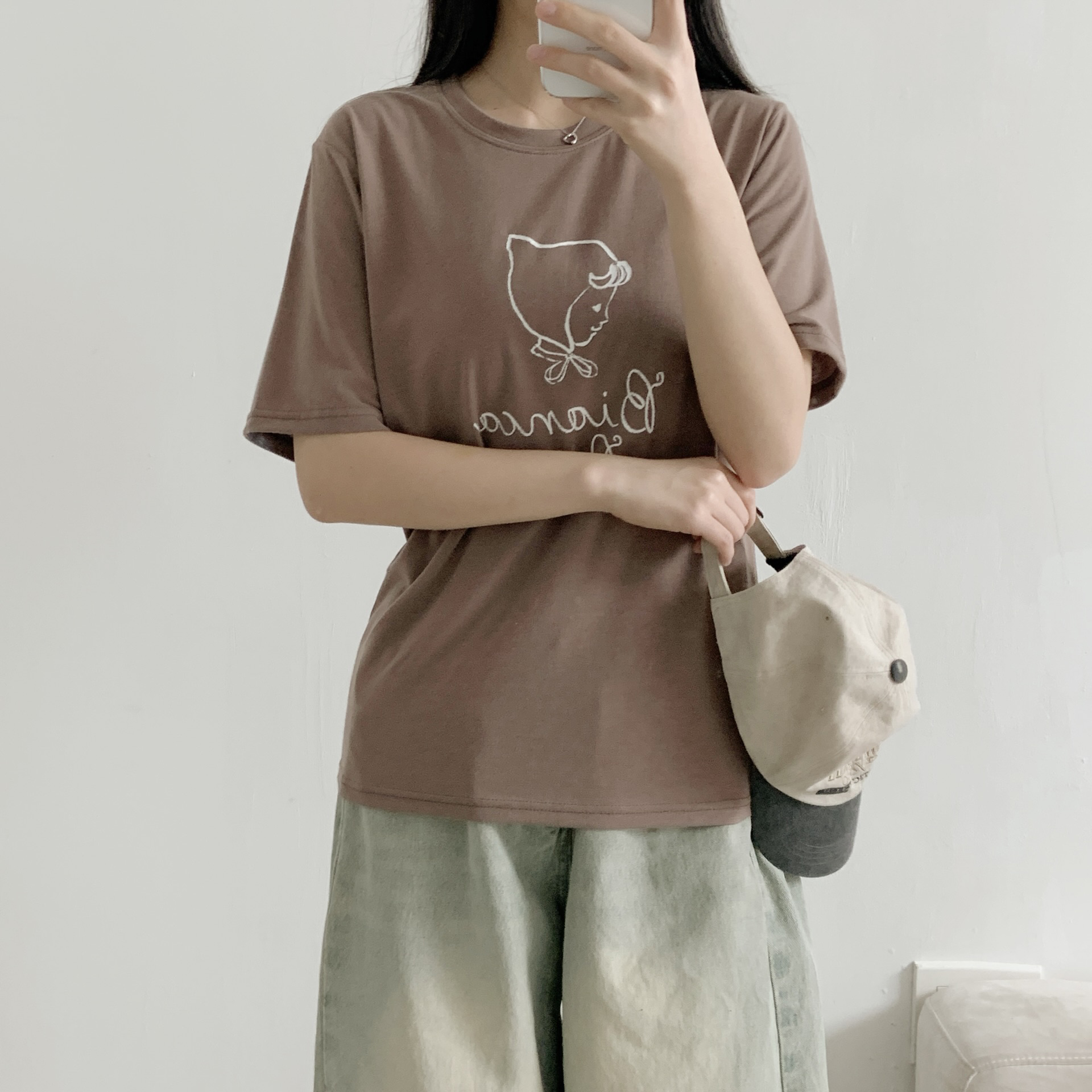 ラウンドネックルーズ半袖レタリングTシャツ | 詳細画像3