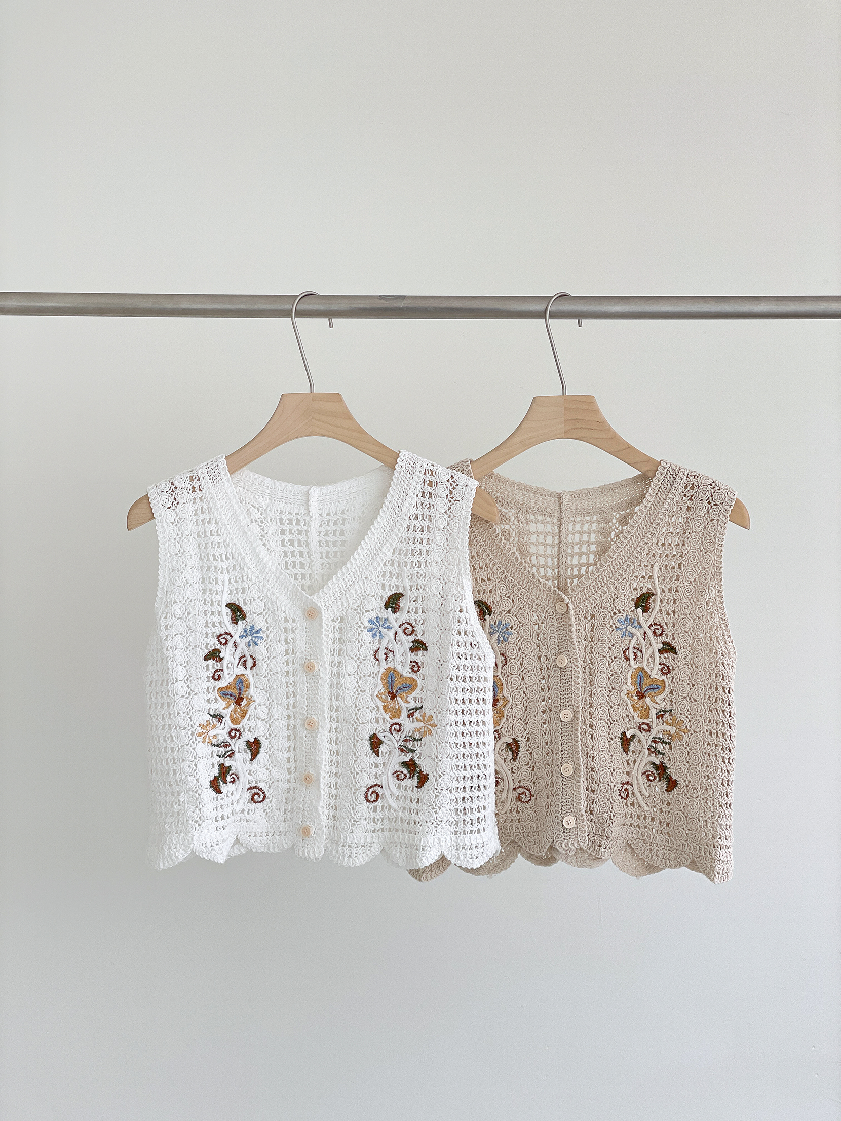 ボタンVネックスリム刺繍刺繍ベスト | 詳細画像17