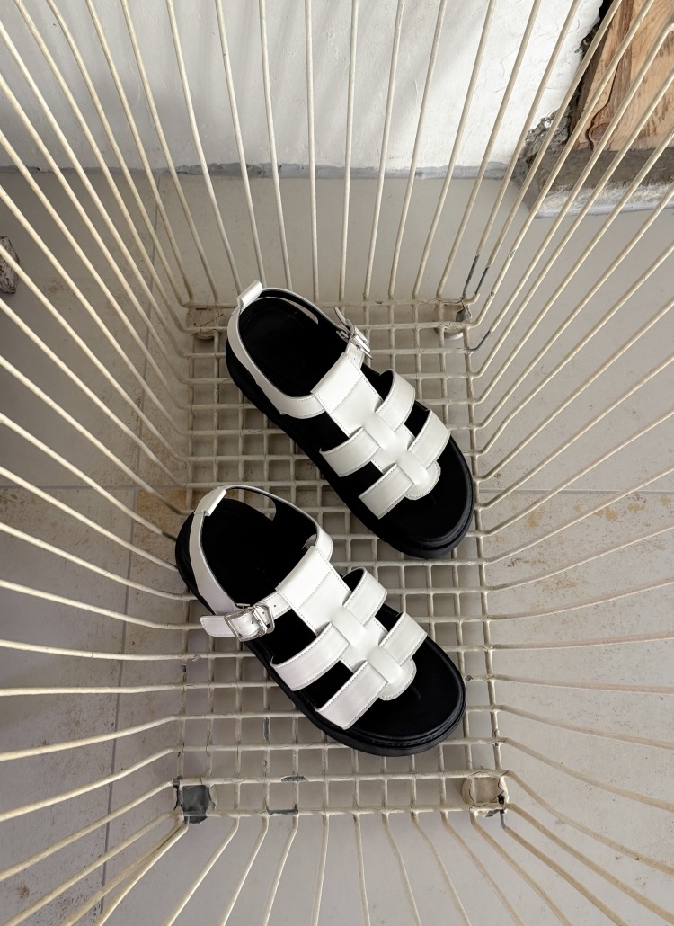 レザー調バックルサンダル | 詳細画像7