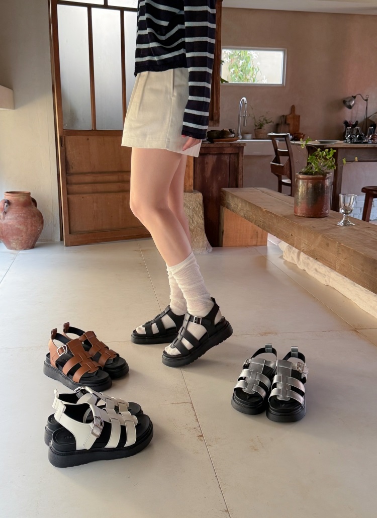 レザー調バックルサンダル | 詳細画像34