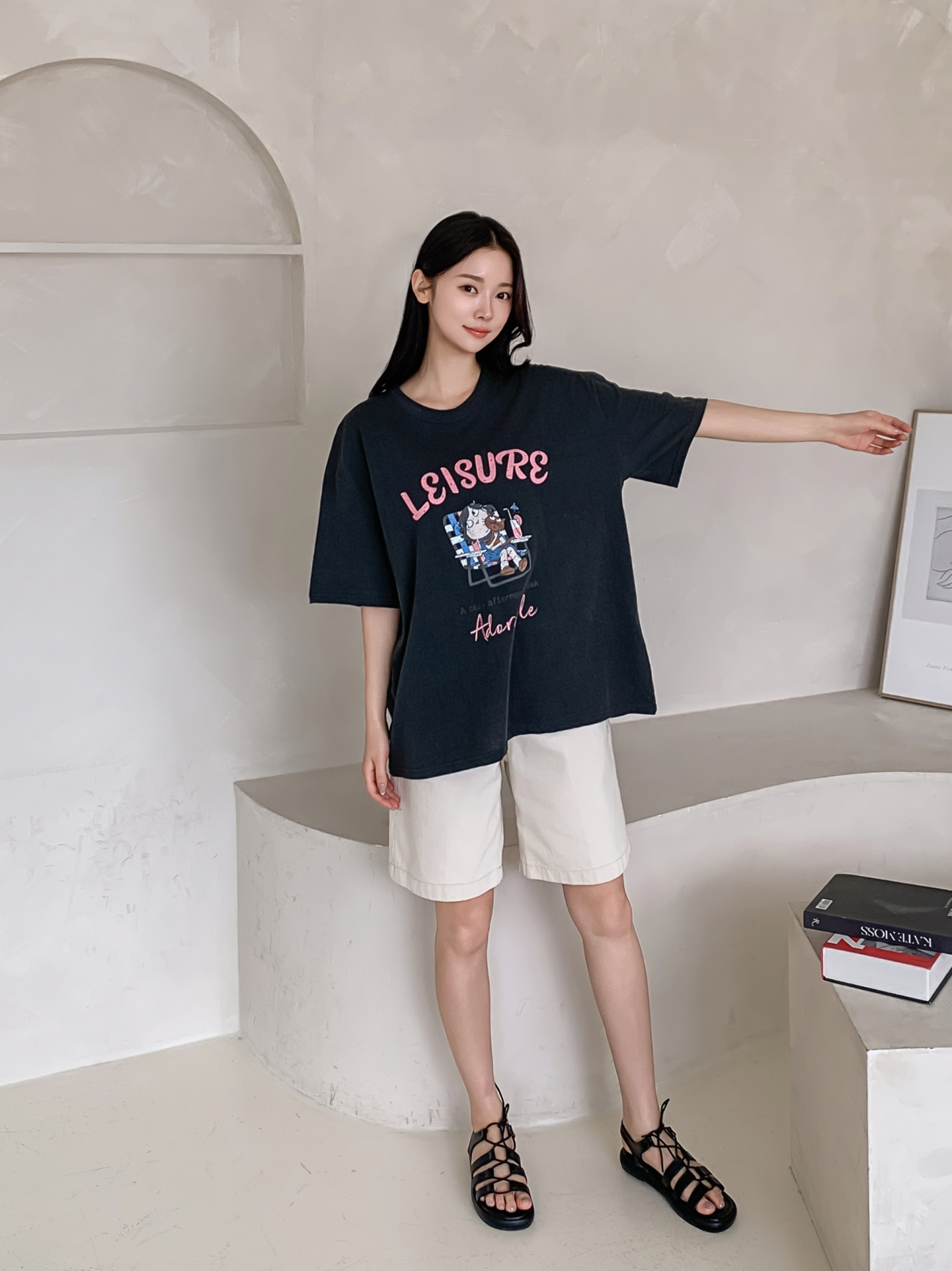 コットンラウンドネックボクシールーズ半袖ロゴTシャツ | 詳細画像11