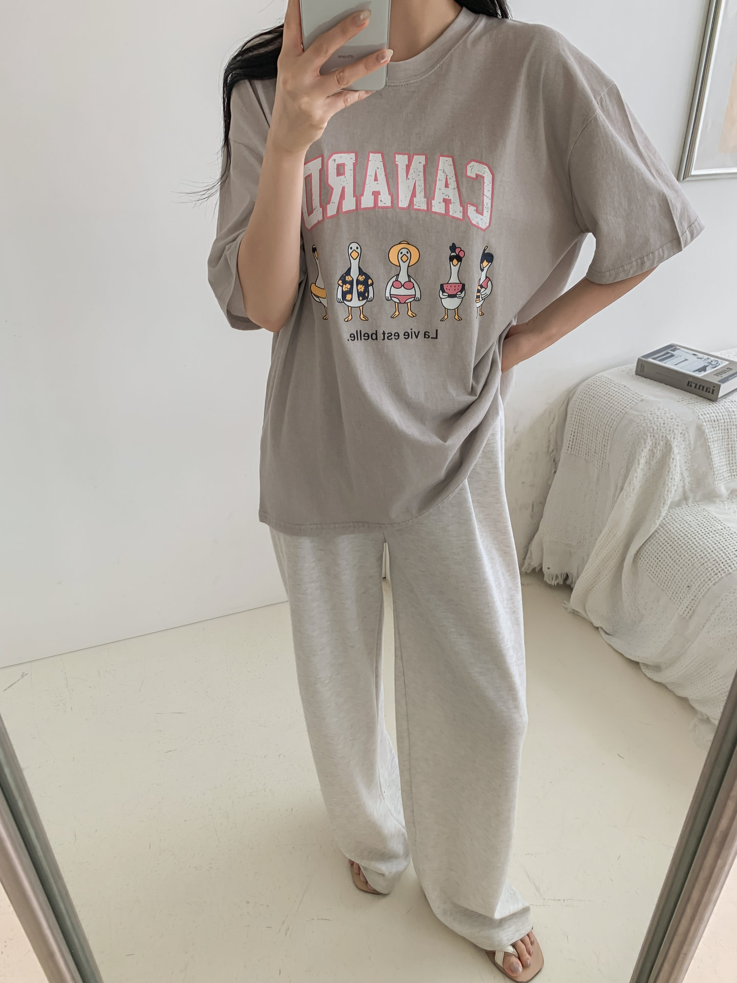 コットンラウンドネックボクシールーズ半袖ロゴTシャツ | 詳細画像32