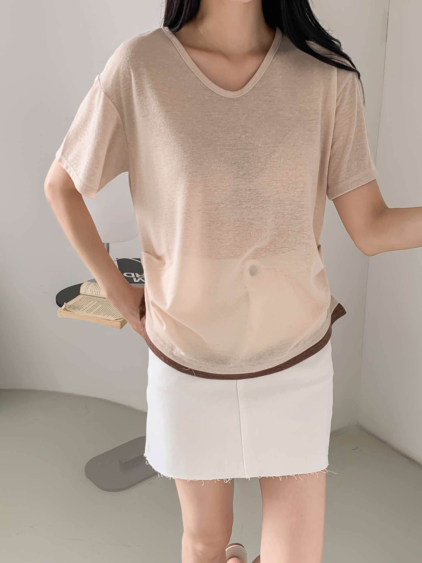 リネン混Vネックルーズ半袖Tシャツ | 詳細画像4