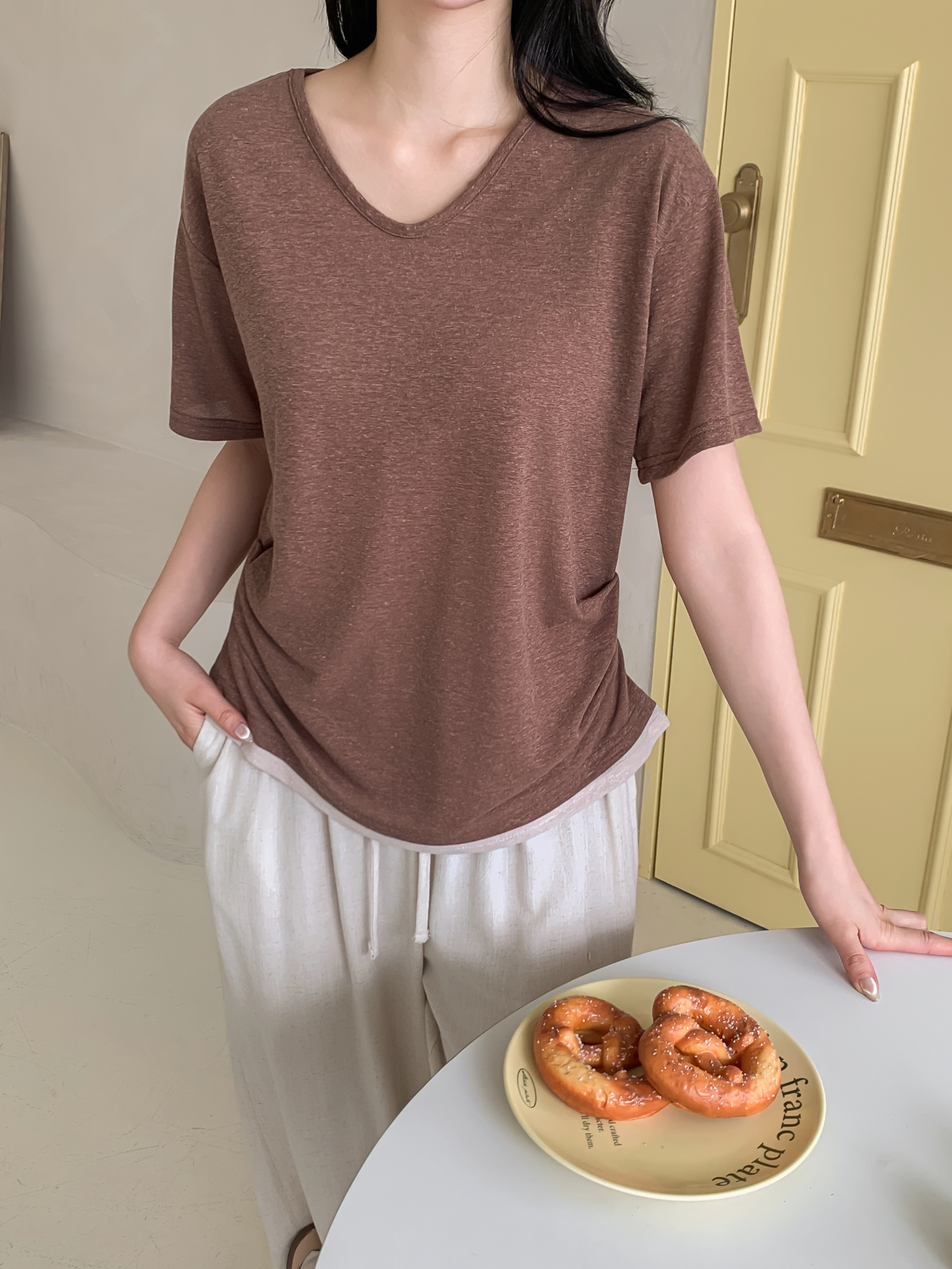 リネン混Vネックルーズ半袖Tシャツ | 詳細画像25